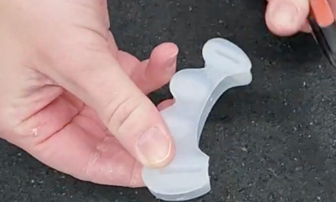 Customizing Your Silicone Toe Spacers